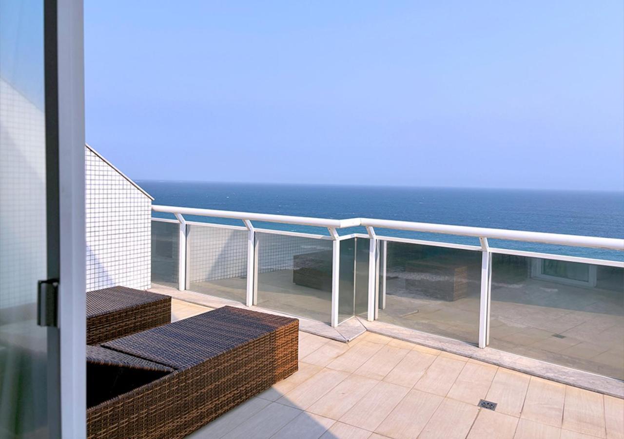 Master Suite Front Ocean View Balcony